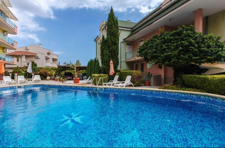 Duplex Apartments Sveti Vlas Exterior foto